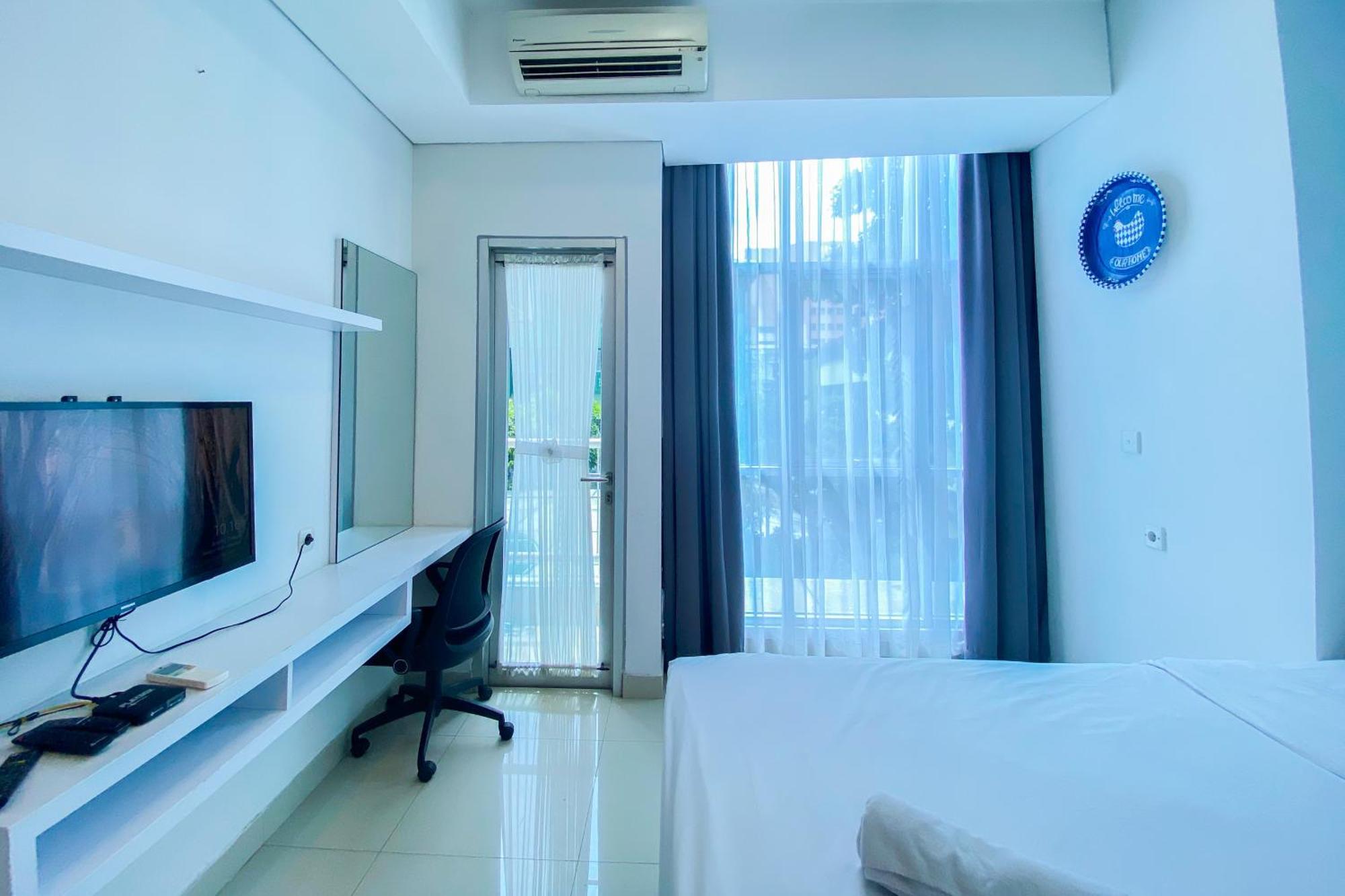 And Strategic At Capitol Park By Travelio Jakarta