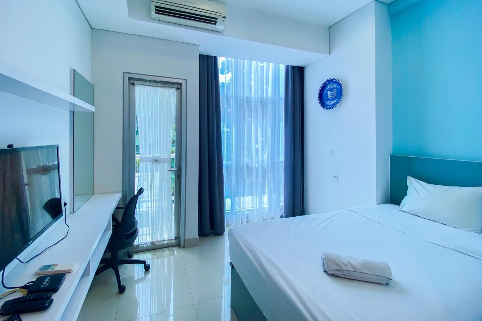 And Strategic At Capitol Park By Travelio * Jakarta